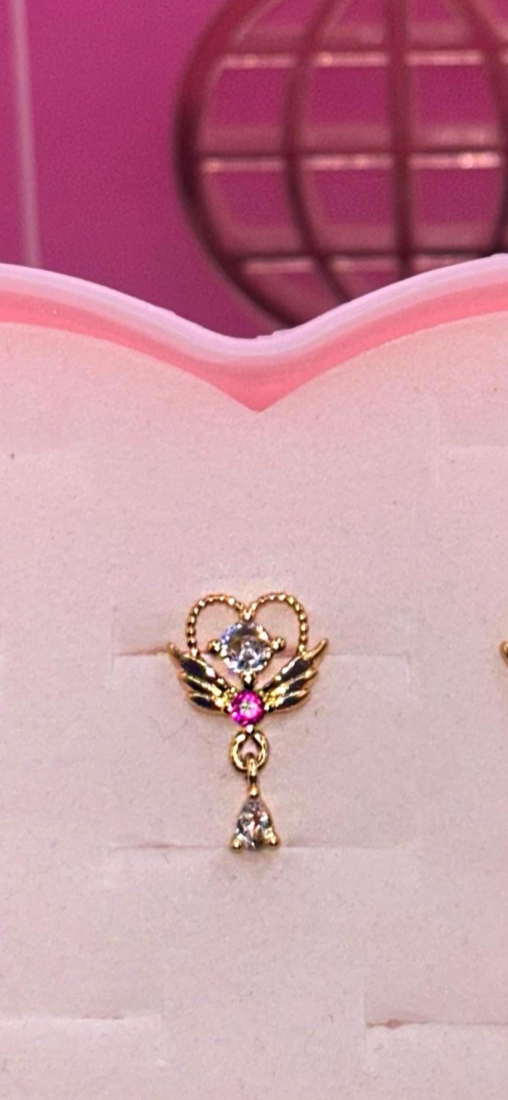 ANGEL NOSE STUD