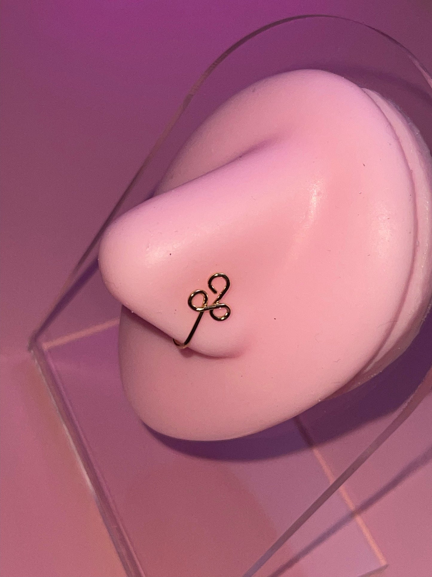 NOSE CUFF