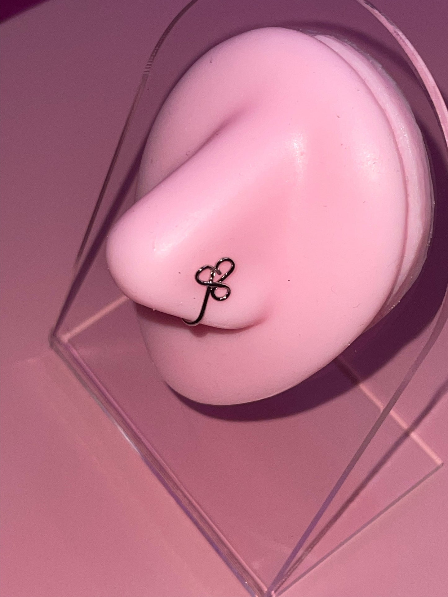 NOSE CUFF