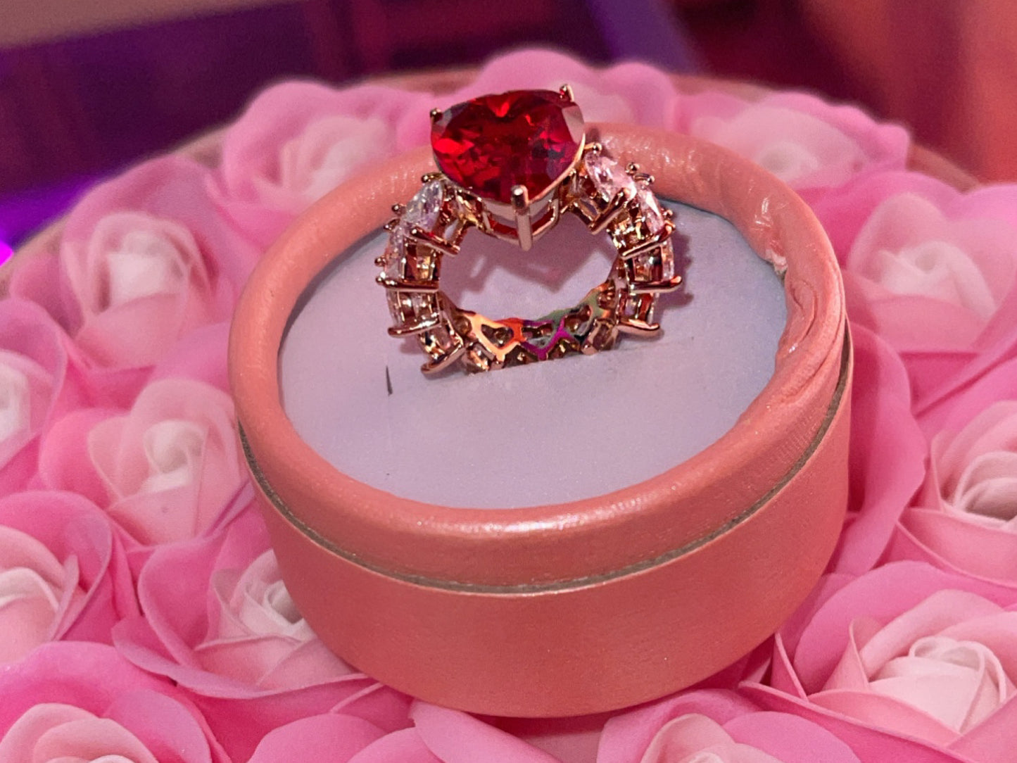 ICY HEART RING